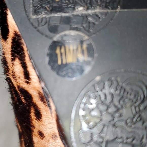 Vince Camuto S. 11 Leather  Leopard Design Wedge - Picture 8 of 9